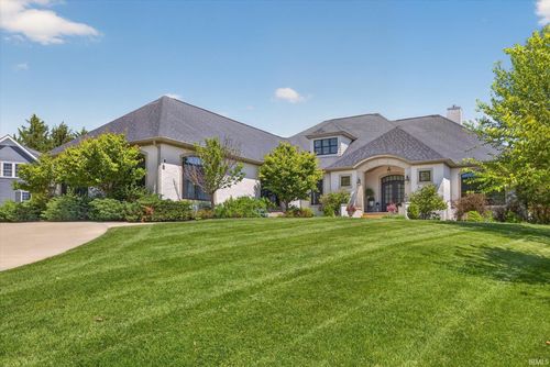 3568 E Saddlebrook Ln, Bloomington, IN, 47401-8517 | Card Image