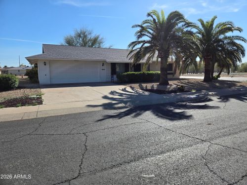 10049 W Oakmont Dr, Sun City, AZ, 85351-3669 | Card Image