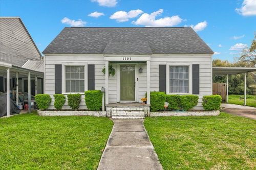 1121 18th St, Orange, TX, 77630-3621 | Card Image