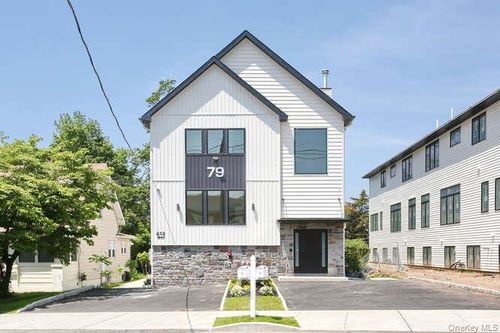 213-79 S Madison Ave, Spring Valley, NY, 10977-5403 | Card Image