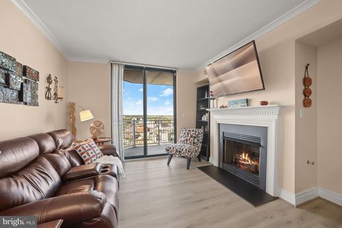 apt-2808-414 Water St, BALTIMORE, MD, 21202-3293 | Card Image