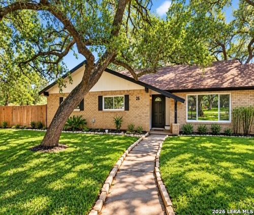 26 Sunrise Dr, Pleasanton, TX, 78064-1520 | Card Image