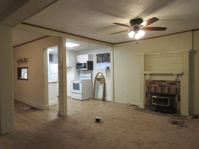 927 Brinton Ave, House other with 2 bedrooms, 1 bathrooms and null parking in Pitcairn PA | Image 9