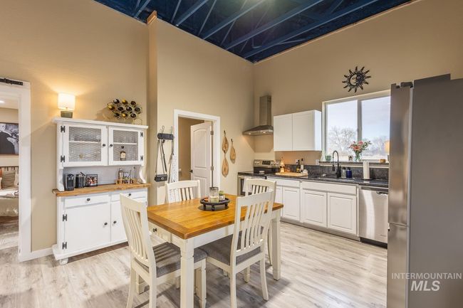 1300 N Big Tree Ln, House other with 4 bedrooms, 3 bathrooms and 4 parking in Kuna ID | Image 30