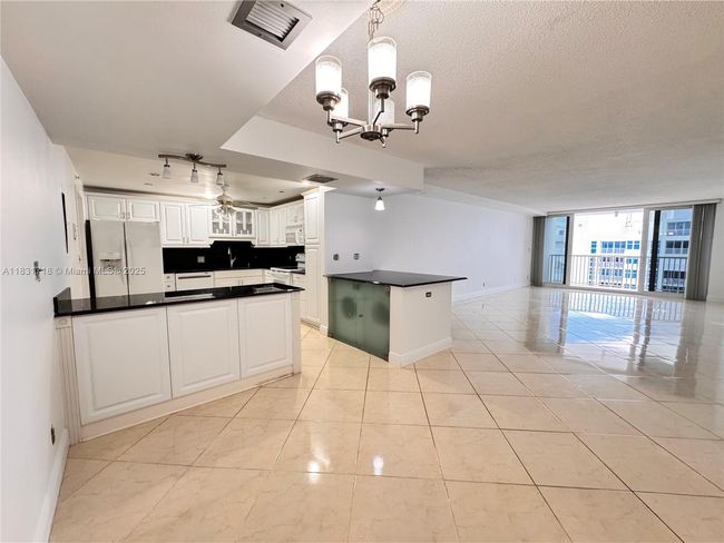 APT-2807 - 1370 S Ocean Blvd, Condo with 2 bedrooms, 2 bathrooms and null parking in Pompano Beach FL | Image 10
