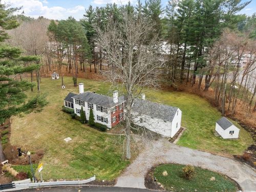 8 South St, Townsend, MA, 01469-1302 | Card Image