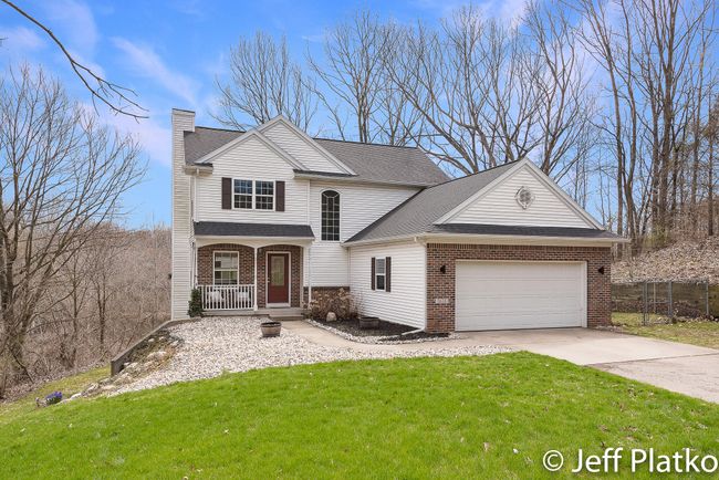 1_Front Exterior-5 | Image 35