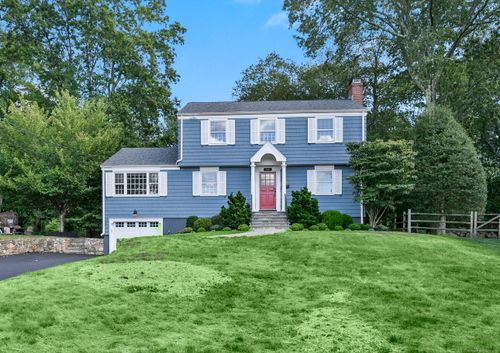 245 Taunton Rd, Fairfield, CT, 06824-3841 | Card Image