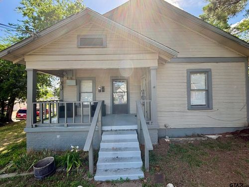 1120 S Donnybrook Ave, Tyler, TX, 75701-1916 | Card Image