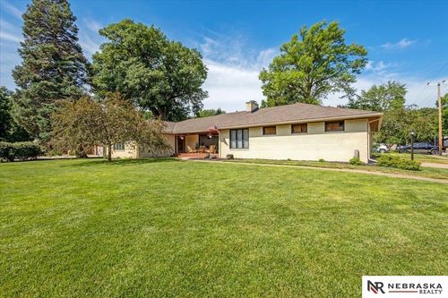 1501 N Nye Ave, Fremont, NE, 68025-8311 | Card Image