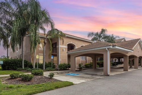 unit-201-1011 Fairwaycove Ln, Bradenton, FL, 34212-6355 | Card Image