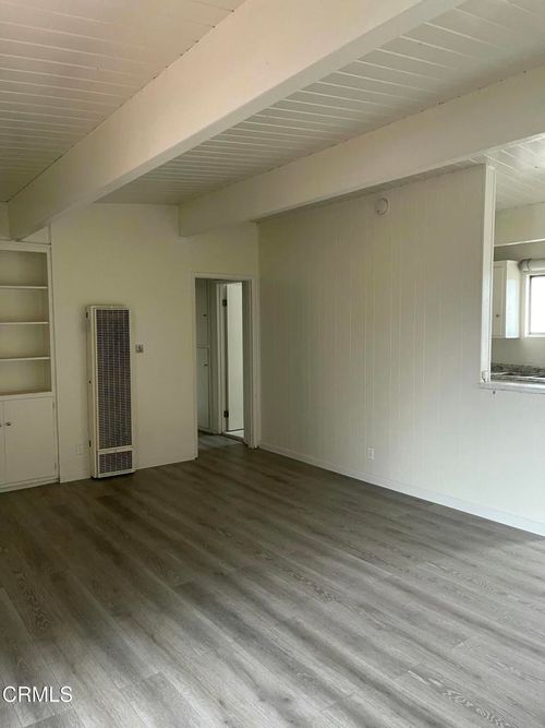 e-712 S G St, Oxnard, CA, 93030-6978 | Card Image