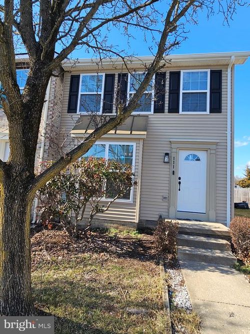 111 Barrington Ln, WINCHESTER, VA, 22601-5712 | Card Image