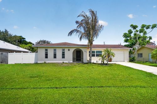 549 Se Marydale Ter, Port St. Lucie, FL, 34983-2217 | Card Image