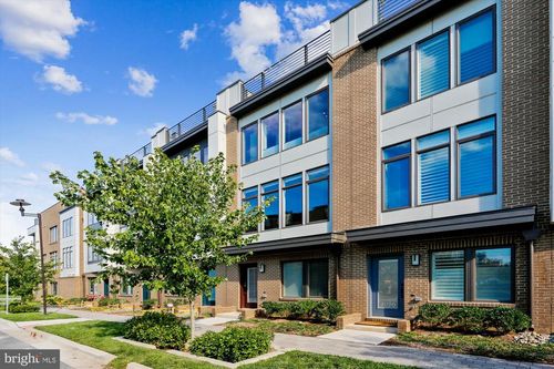 8052 Red Hook St, DERWOOD, MD, 20855-2191 | Card Image