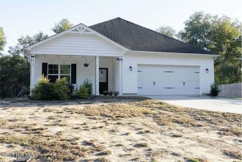 1112 Mcneill Pond Rd, Lumber Bridge, NC, 28357-7812 | Card Image