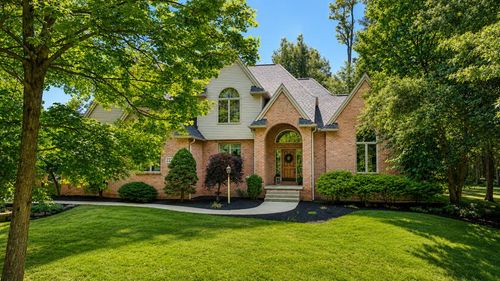 2278 Woodland Park Dr, Ontario, OH, 44903-8592 | Card Image