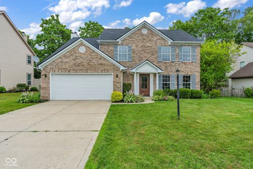 6903 Bretton Wood Dr, Indianapolis, IN, 46268-2771 | Card Image