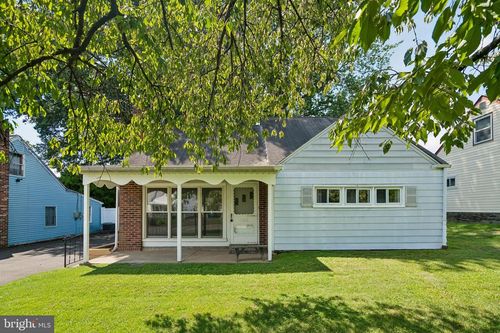 524 Selma St, PHILADELPHIA, PA, 19116-2806 | Card Image
