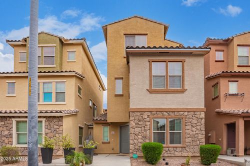 2013 N 77th Gln, Phoenix, AZ, 85035-5057 | Card Image