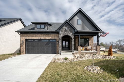 3526 Linnert Way, New Albany, IN, 47150-9505 | Card Image