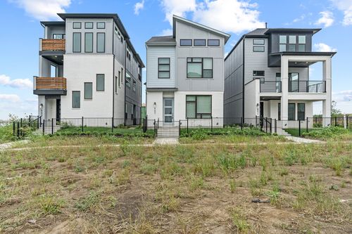 8607 War Admiral Dr, Rowlett, TX, 75088-1419 | Card Image