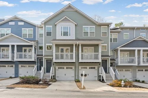 1057 Liberty Pkwy Nw, Atlanta, GA, 30318-9394 | Card Image