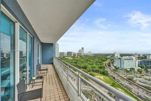 apt-1721-60 Sw 13th St, Miami, FL, 33130-4350 | Card Image