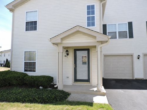 2480 Frost Dr, Aurora, IL, 60503-5762 | Card Image