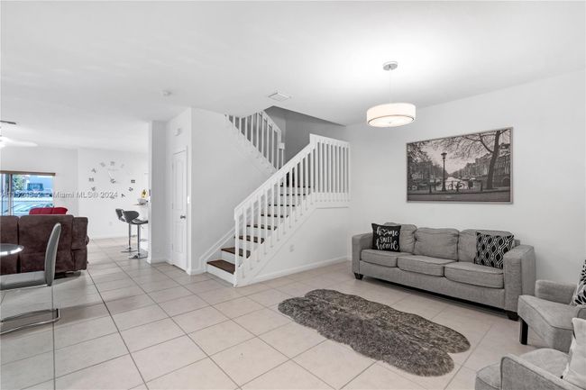 14112 Sw 276th St, Townhouse with 3 bedrooms, 2 bathrooms and null parking in Homestead FL | Image 14