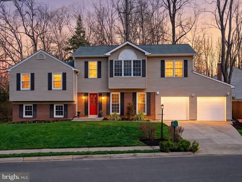 9502 Wallingford Dr, BURKE, VA, 22015-1737 | Card Image