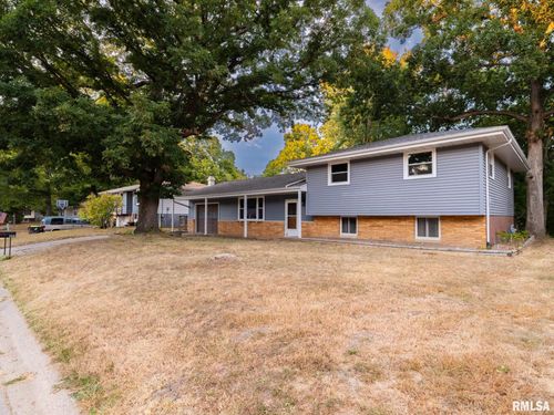 404 Rainbow Dr, Creve Coeur, IL, 61610-4274 | Card Image