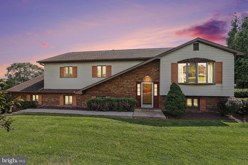 7 Oliver Dr, QUARRYVILLE, PA, 17566-9278 | Card Image
