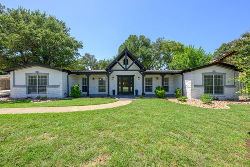 303 Lakeway Dr, Lakeway, TX, 78734-4331 | Card Image