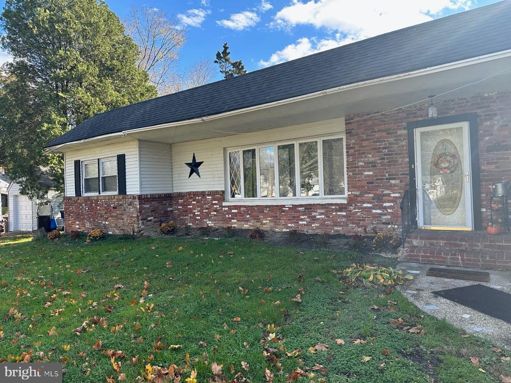 Cross Keys Ave, Williamstown, NJ 08094
