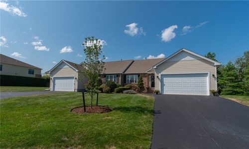 5 Sweet Corn Dr, Cranston, RI, 02921-2021 | Card Image