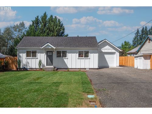 4613 Airport Ln, Sweet Home, OR, 97386-3217 | Card Image