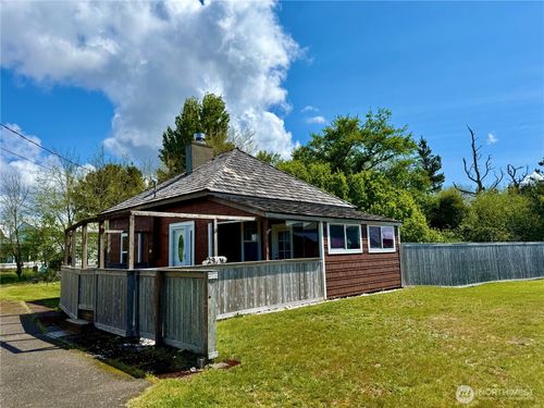 2986 Kindred Ave, Tokeland, WA, 98590-9732 | Card Image