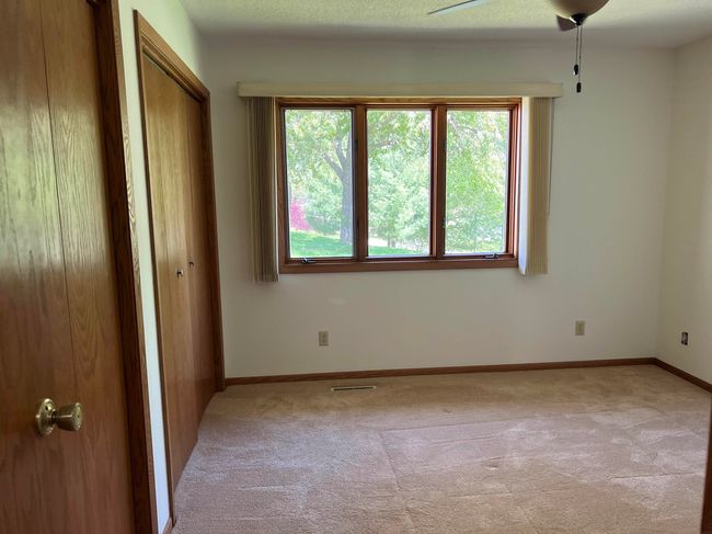 APT-1 - 702 Clearview Dr, Condo with 2 bedrooms, 2 bathrooms and null parking in Decorah IA | Image 9