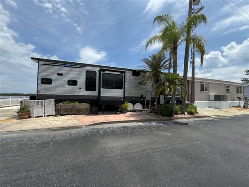 1311 Pine Island Dr N, SAINT CLOUD, FL, 34771-7426 | Card Image