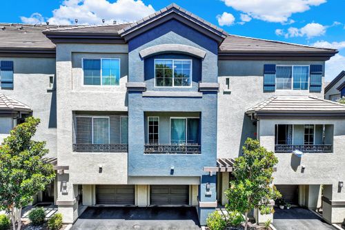 apt-8120-2001 Club Center Dr, Sacramento, CA, 95835-1410 | Card Image