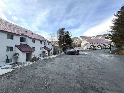 24-161 Mountainside Dr, Warren, VT, 05674-6719 | Card Image