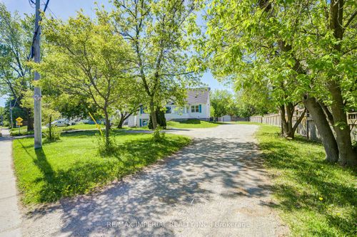 49 Sunset Beach Rd, Richmond Hill, ON, L4E3G7 | Card Image