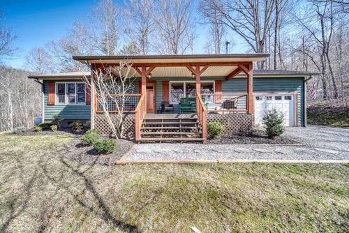 2912 Gribble Edwards Rd, Hayesville, NC, 28904 | Card Image