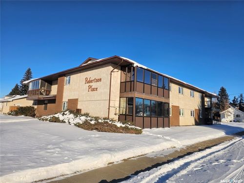 202-201 3rd Avenue W, Unity, SK, S0K4L0 | Card Image