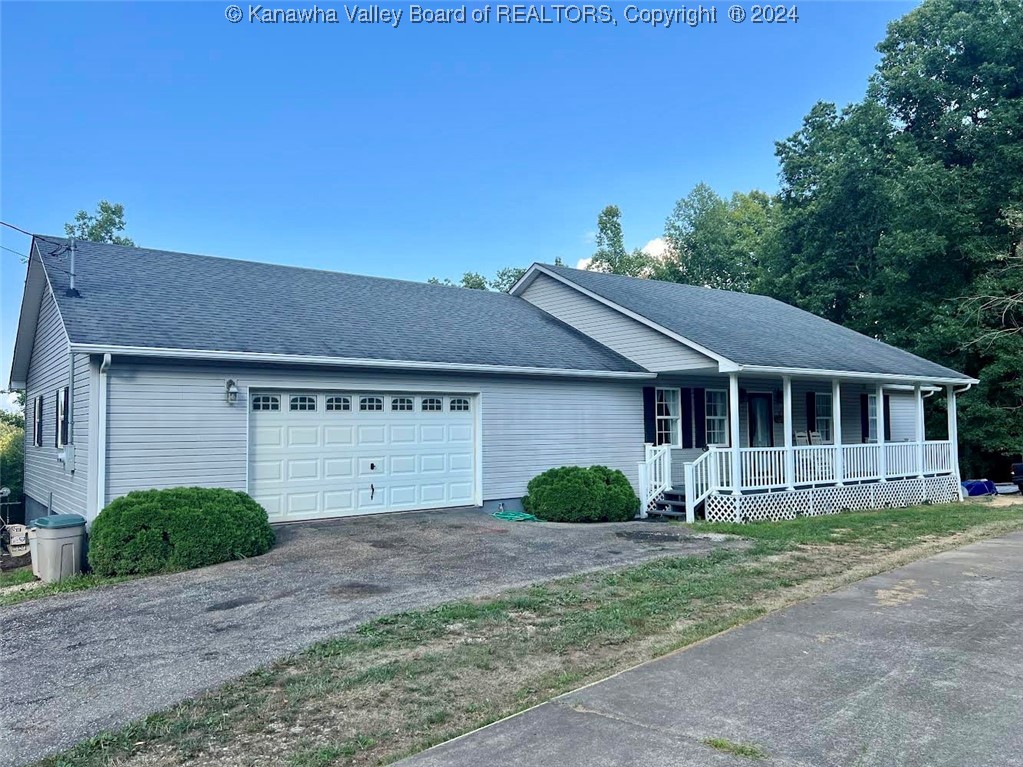 Poplar Dr, Ripley, WV 25271