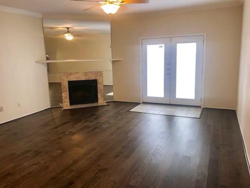 7653 Cambridge St, Houston, TX, 77054-2038 | Card Image