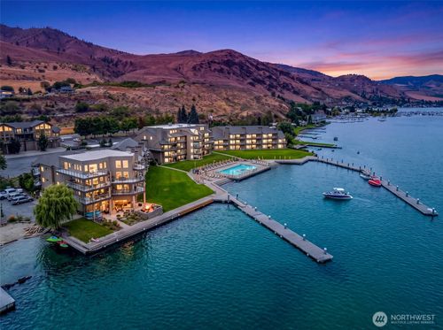 332-103 N Park St, Chelan, WA, 98816-9157 | Card Image