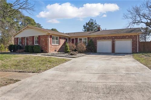 3701 Sidley Rd, Chesapeake, VA, 23321-5727 | Card Image