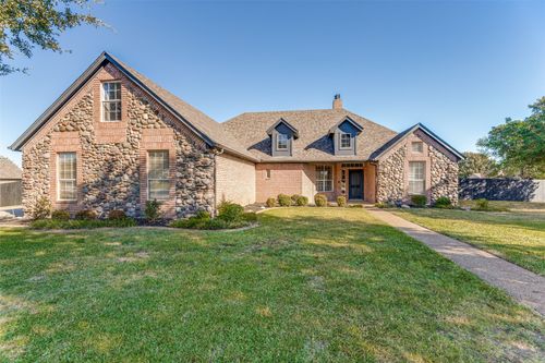 200 Applewood Ln, Haslet, TX, 76052-3802 | Card Image